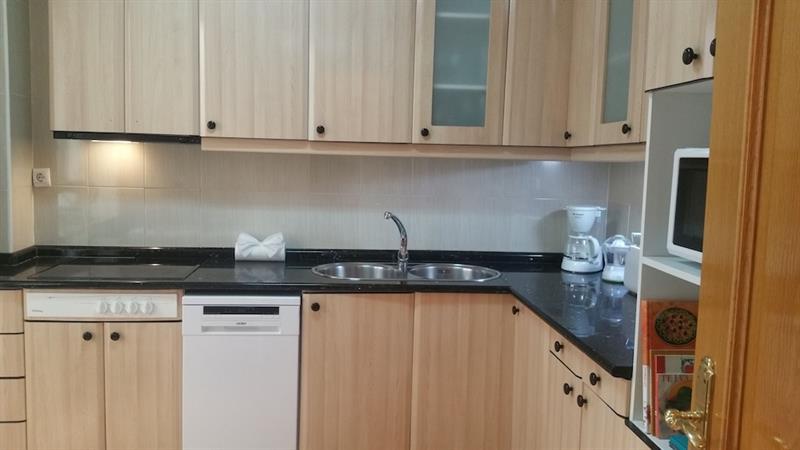 120m² 4 Slaapkamer, 2 Privé Badkamer In Centrum * Toledo